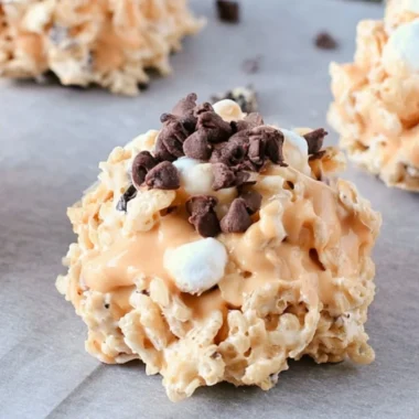 Delicious no-bake Avalanche Cookies with chocolate and marshmallows