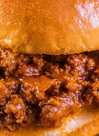 Delicious plate of ultimate Sloppy Joes with rich, savory meat sauce